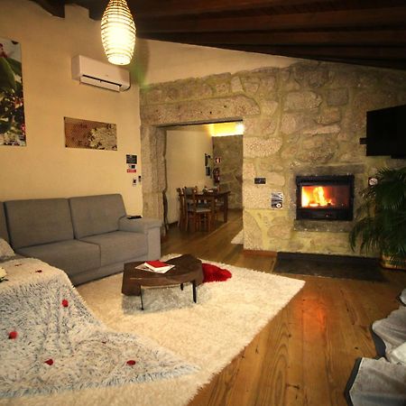 Casa Favo De Mel - Jacuzzi Privado & Lareira - Piscina Hotel อาร์กอสเดวัลเดเวซ ภายนอก รูปภาพ