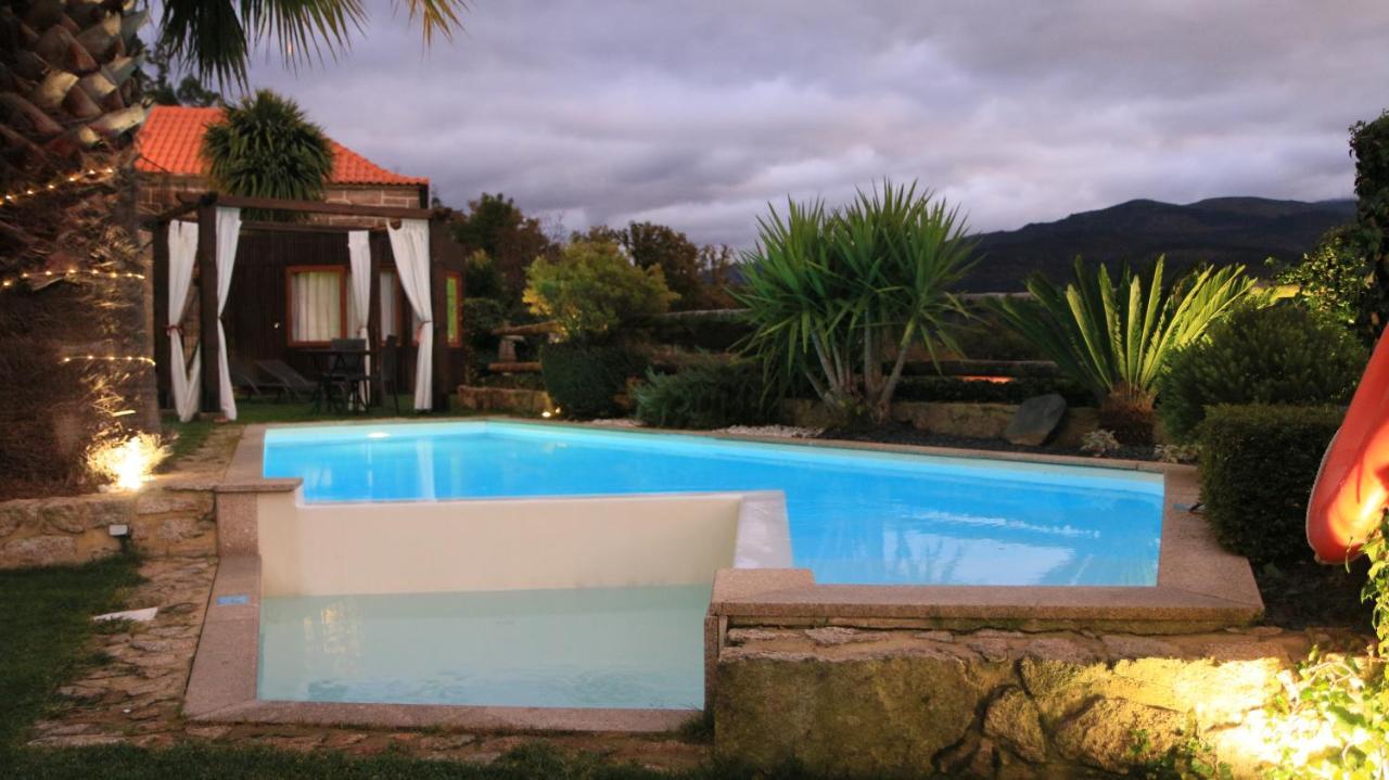 Casa Favo De Mel - Jacuzzi Privado & Lareira - Piscina Hotel อาร์กอสเดวัลเดเวซ ภายนอก รูปภาพ