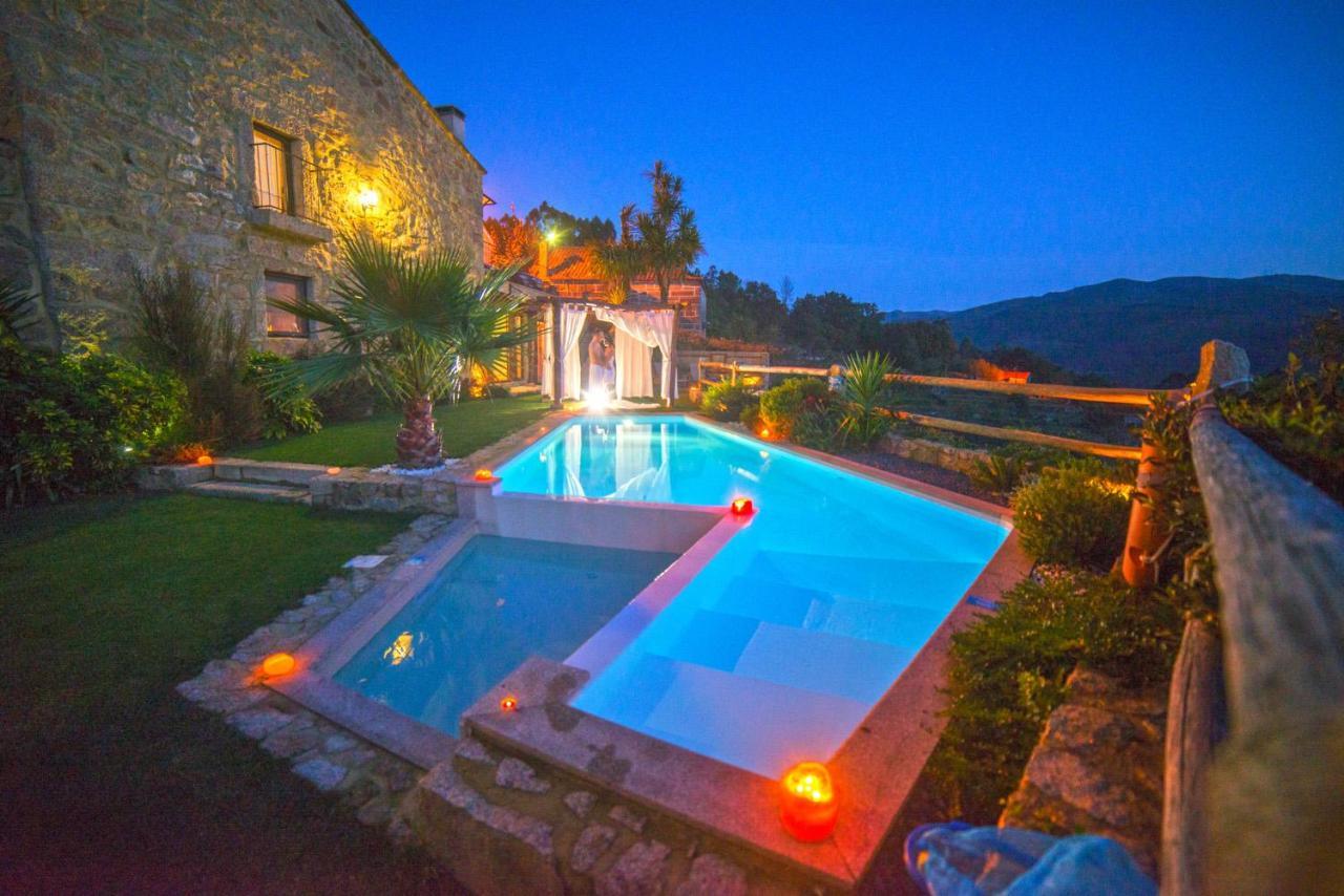 Casa Favo De Mel - Jacuzzi Privado & Lareira - Piscina Hotel อาร์กอสเดวัลเดเวซ ภายนอก รูปภาพ
