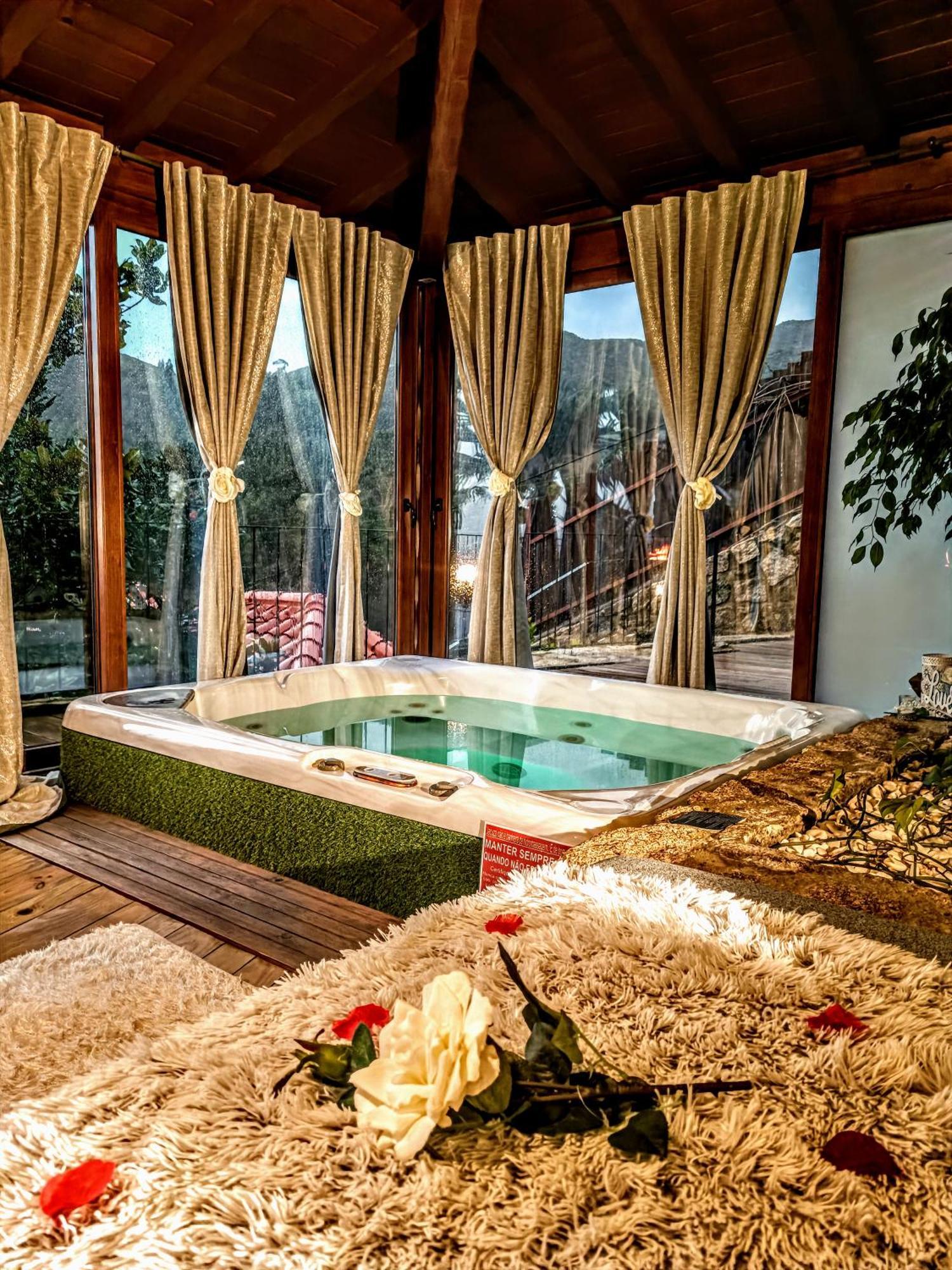 Casa Favo De Mel - Jacuzzi Privado & Lareira - Piscina Hotel อาร์กอสเดวัลเดเวซ ภายนอก รูปภาพ